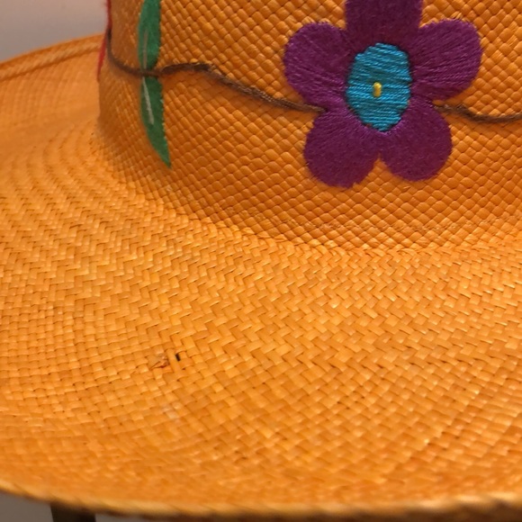 Vintage beautiful Panama- hat with multicolor flowers. Ecuador. Medium fit. - Picture 6 of 8